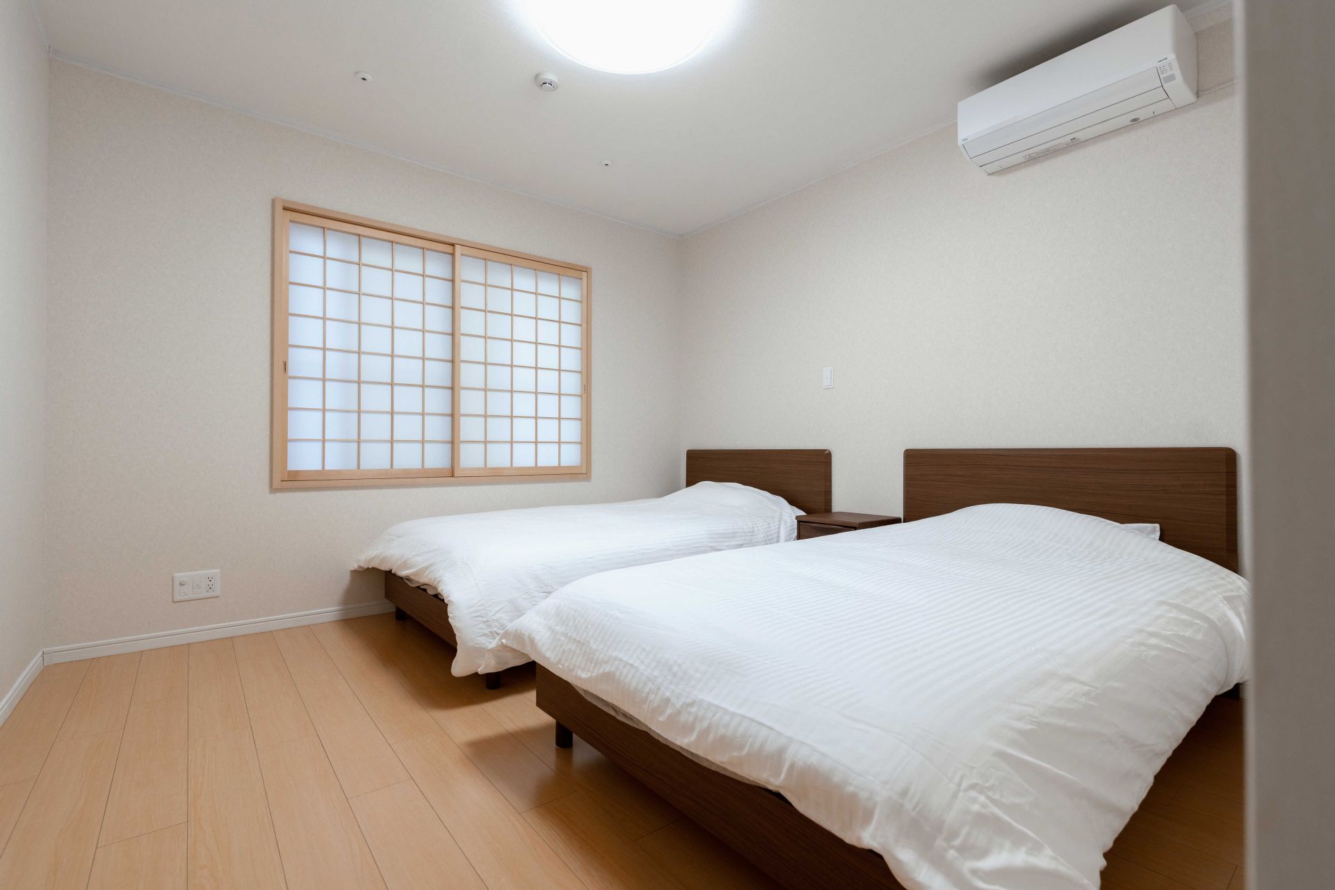 Whole lodging (2 floors)
