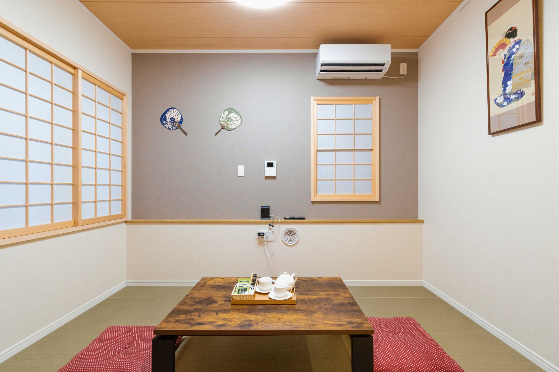 Whole lodging (2 floors)